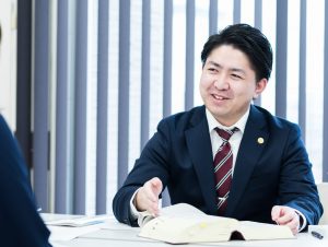 髙野弁護士